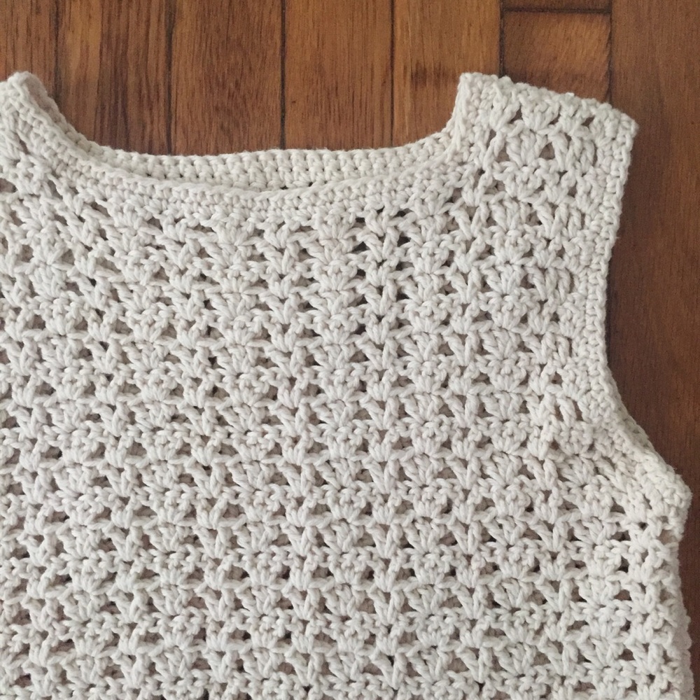 *CLOSET CLEAN-OUT SALE* Crochet Blouse